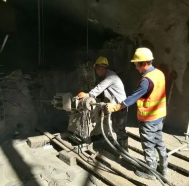 黄竹镇水下抗分散灌浆料特点 水下不分散注浆料介绍