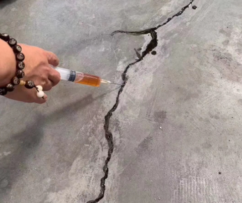 黄竹镇混凝土裂缝修补技术详解​
